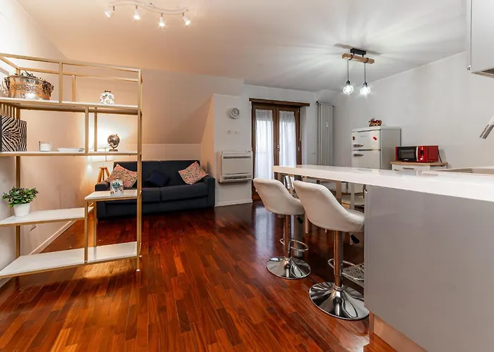 Apartament Elegant Penthouse - Metro Conca D'oro & Terrace *