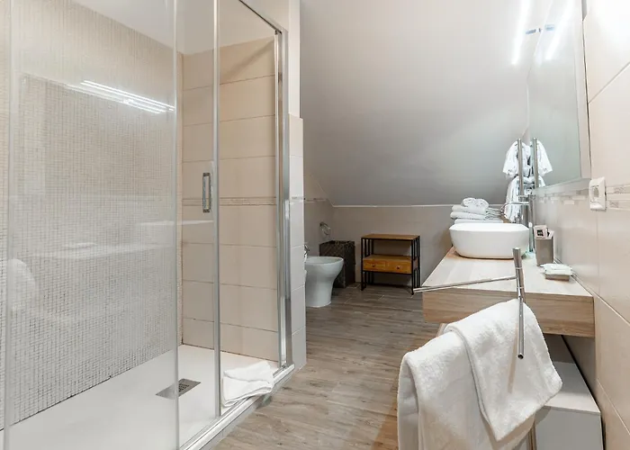 Elegant Penthouse - Metro Conca D'oro & Terrace Rzym