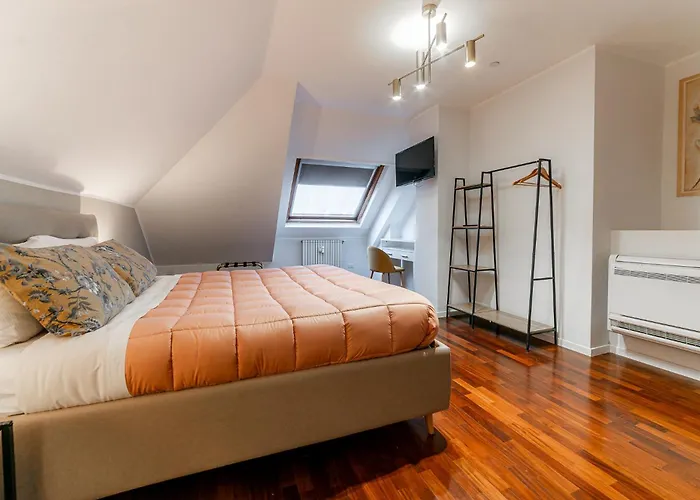 Elegant Penthouse - Metro Conca D'oro & Terrace Apartament *