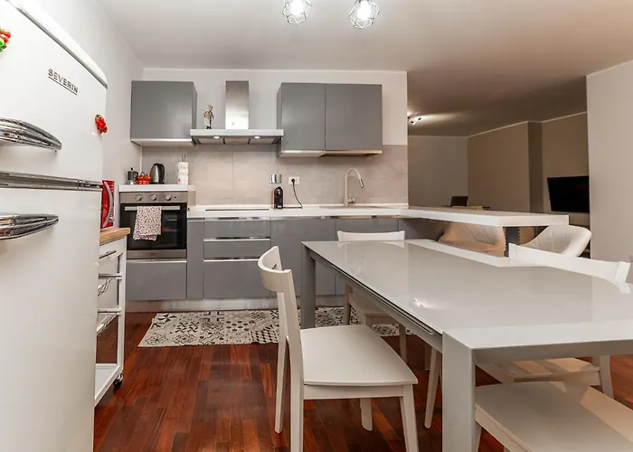 Apartament Elegant Penthouse - Metro Conca D'oro & Terrace *