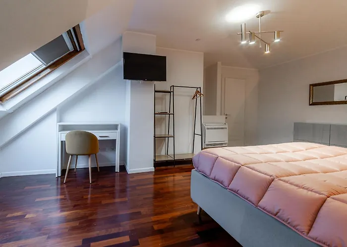 Apartament Elegant Penthouse - Metro Conca D'oro & Terrace